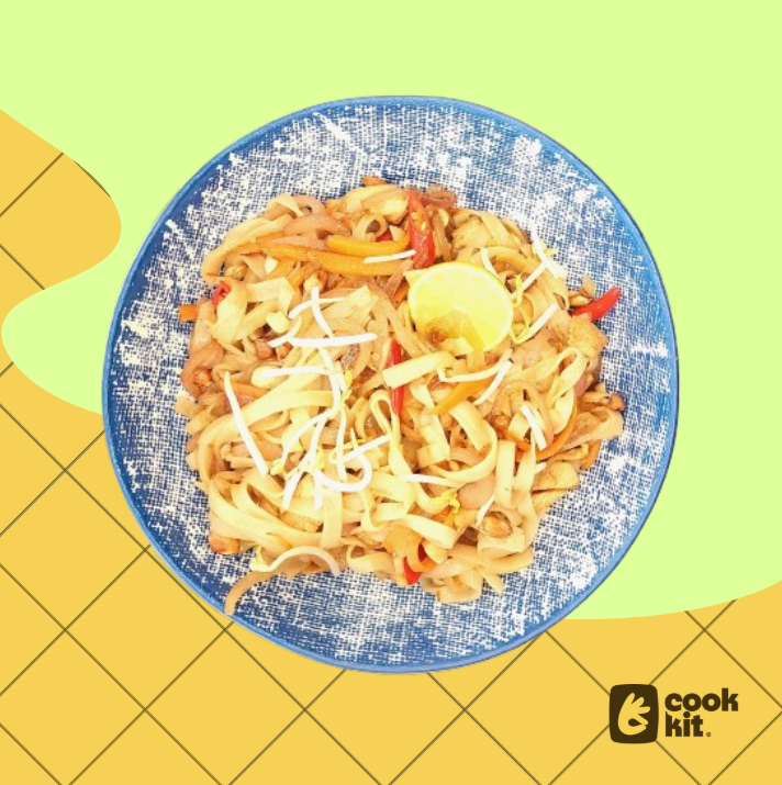 Chicken Pad Thai Noodles