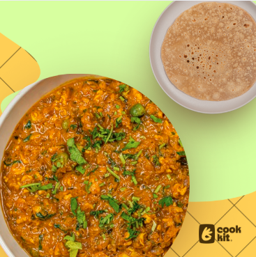 Goan Chicken Kheema + Chapati.