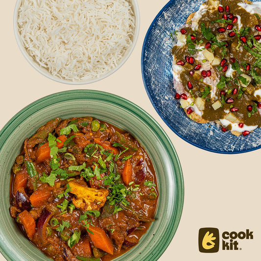 Paapdi chaat + Veg Kadai + Rice.