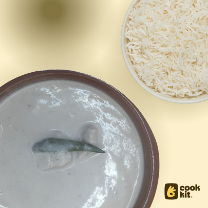 Pandhra Mutton Rassa + Rice