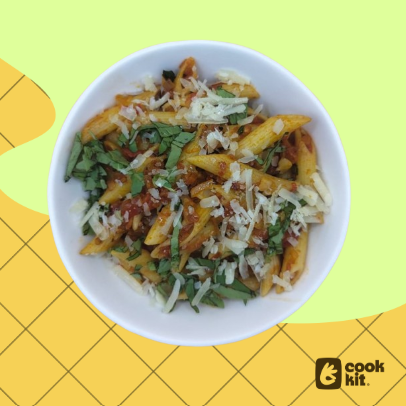 Penne Arrabiatta + Garlic Bread