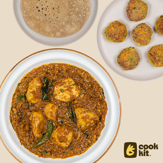 Prawns Bhajji + Chicken malvani Sukka + Chapati.