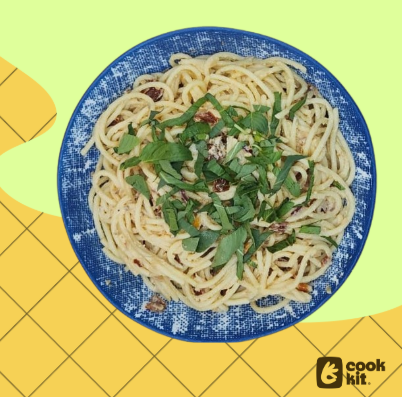 Sundried Tomato and Cream Spaghetti